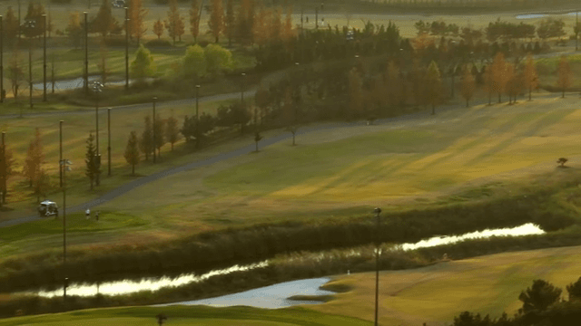 가을 단풍이 있는 골프장