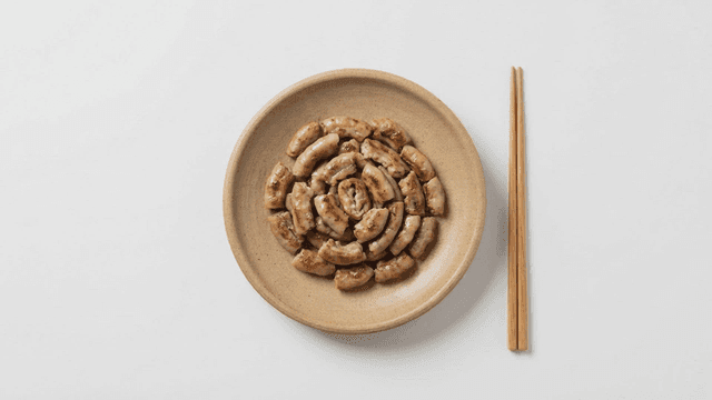 Grilled tripe on plate