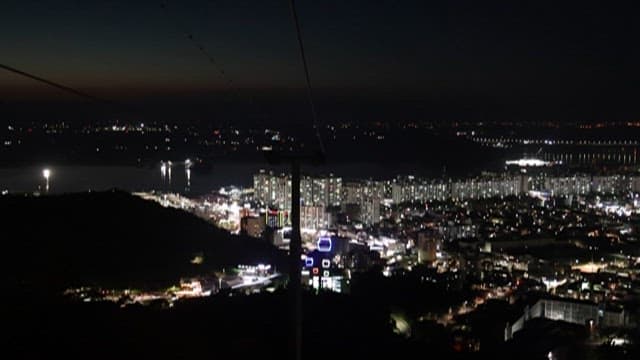 밤에 도시 불빛