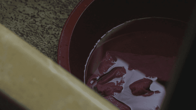 바구니에 담긴 빨랫감 천