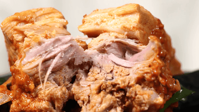 Spicy braised pork ribs that tear easily by hand