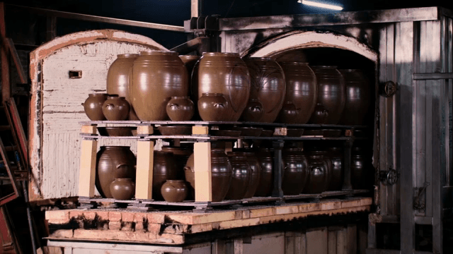 Neat display of traditional Korean jars