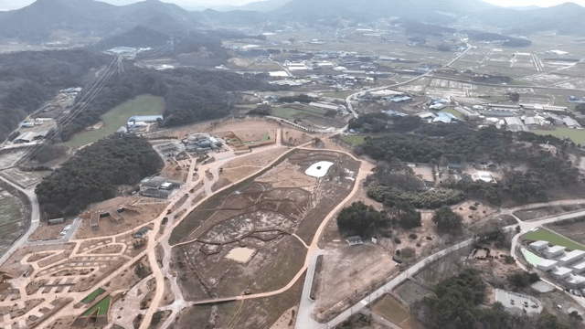 산이 있는 시골 풍경