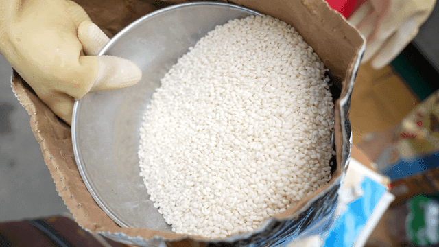 Bowl full of white rice