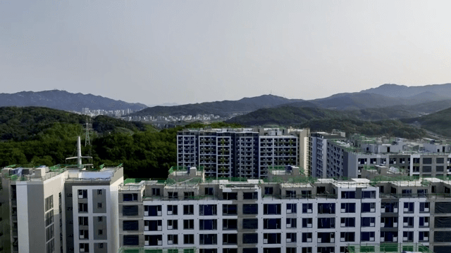 New apartment buildings under construction