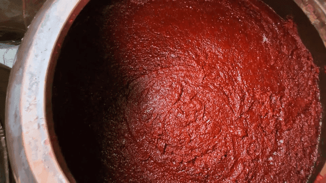 Sight of opening gochujang jar