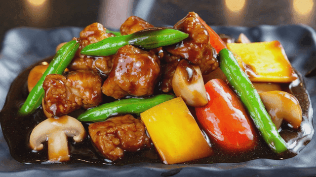 Sweet and sour pork with vegetables