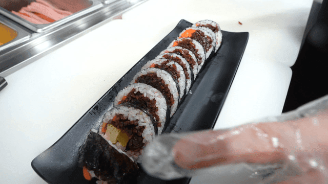 Kimbap prepared on bowl