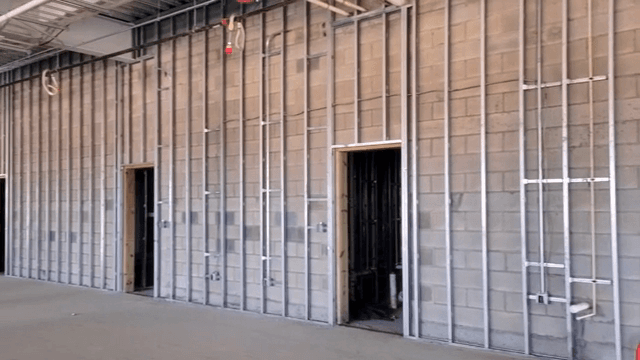 건설 중인 건물 내부