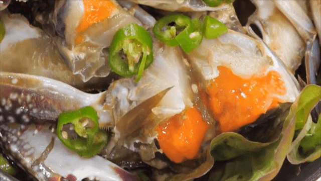 Freshly prepared Soy Sauce Marinated Crab