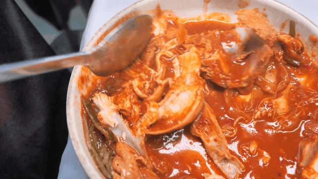 Spoon for mixing chicken in Dakbokkeumtang