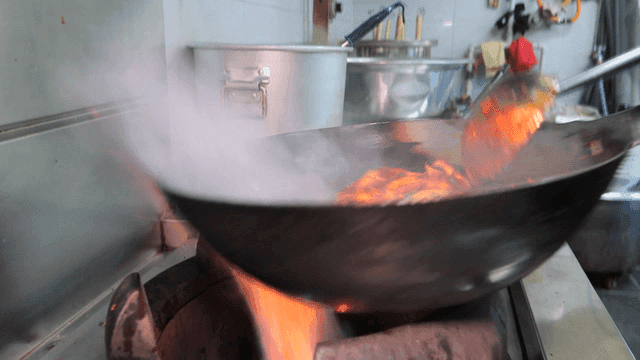 Jjamppong vegetables stir-fried in hot wok