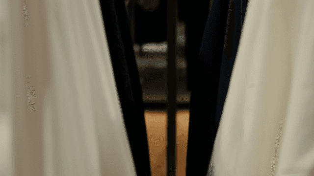 가게에 걸린 옷들