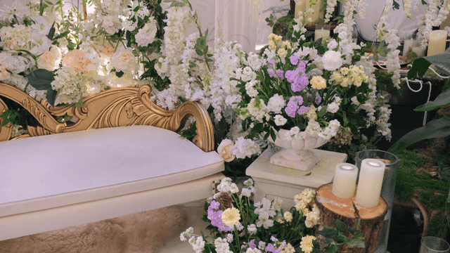 Elegant flower with a candle in the waiting room for the bride