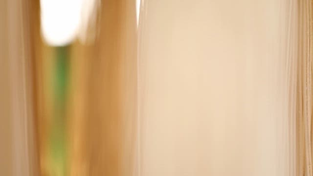 전통적인 방식으로 건조 중인 국수