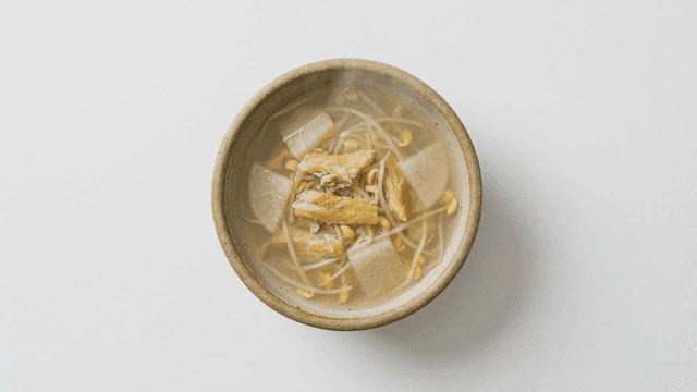 Hot dried pollack and bean sprout soup with radish and fish