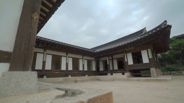 Traditional Korean Hanok House Courtyard