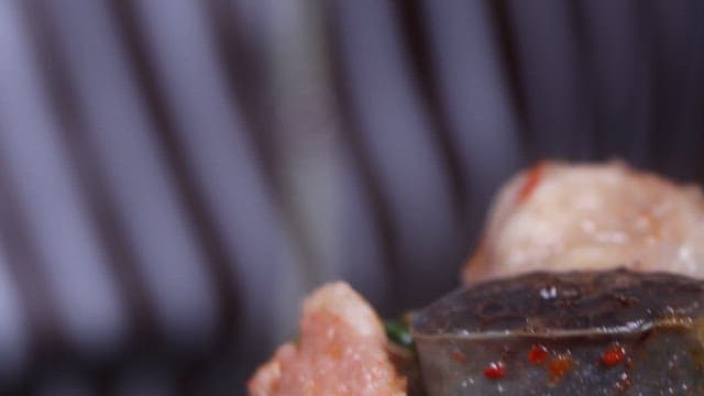 뜨끈한 순대국밥 한 숟가락