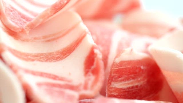 신선한 생 돼지고기