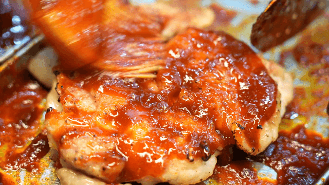 Chicken bulgogi coated with red spicy sauce