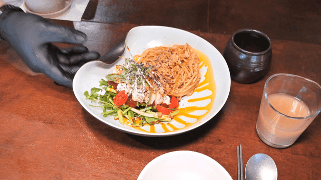 Fresh salad and pasta