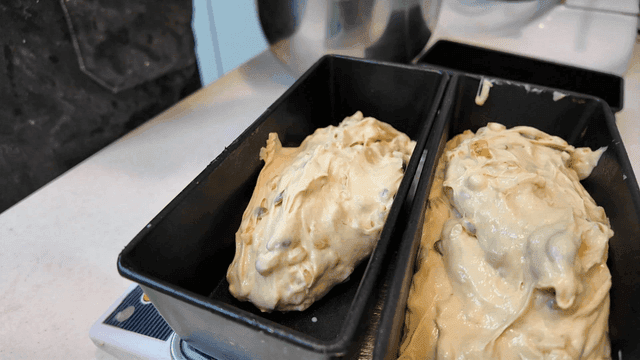 Baking tray holding sticky dough