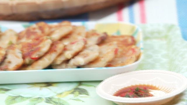 간장에 찍어먹는 노릇노릇한 부침개