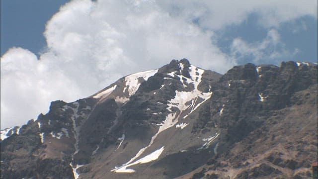 안데스 산맥이 보이는 칠레 엘테니엔테