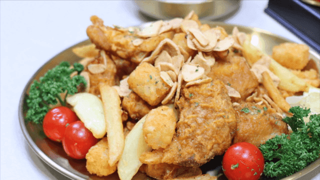 Fried cod with vegetables