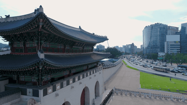 도시 풍경과 광화문