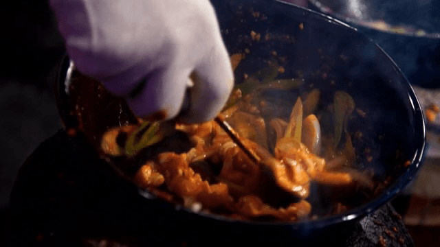 Cooking assorted seasoned vegetables