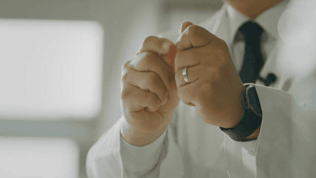 Doctor explaining with gestures