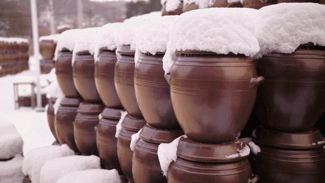Snow-covered traditional Korean jars