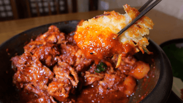 매운 찜닭에 찍어먹는 감자전
