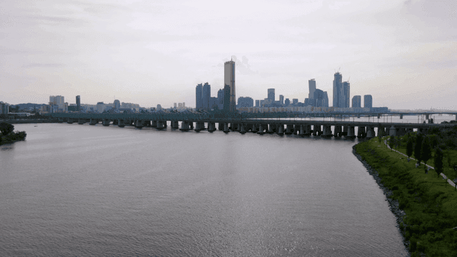 Rivers and bridges, city skyline