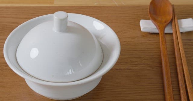 고운 사발에 담긴 영양죽