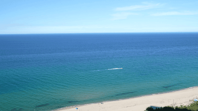 A serene beach with waves