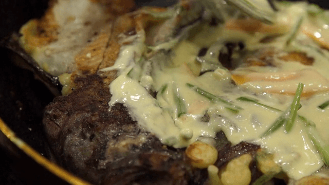 구운 명태 위에 바르는 반죽