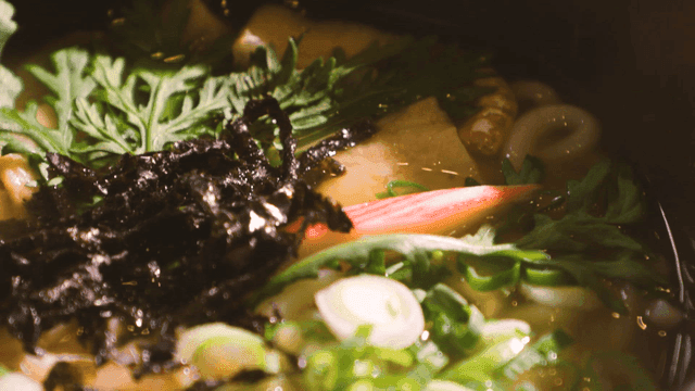 Udon with fresh vegetables