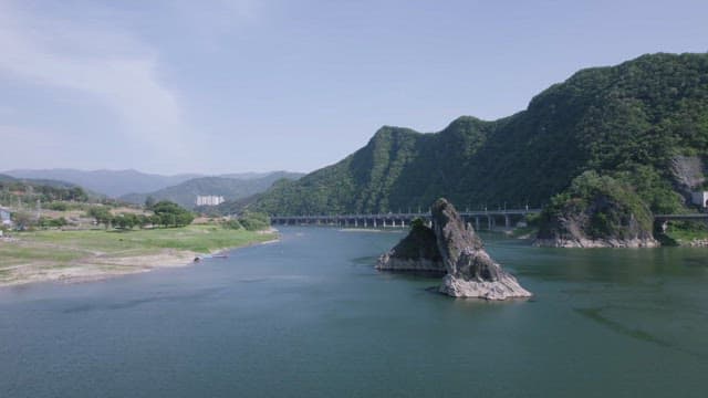 Scenic View of Dodamsambong and Namhan River