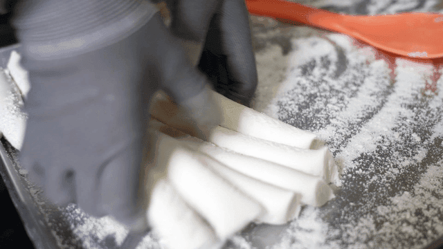Rice cake prepared with rice flour