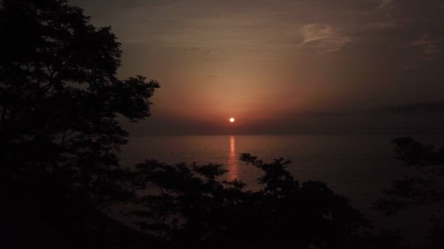 Serene Sunset Over the Ocean