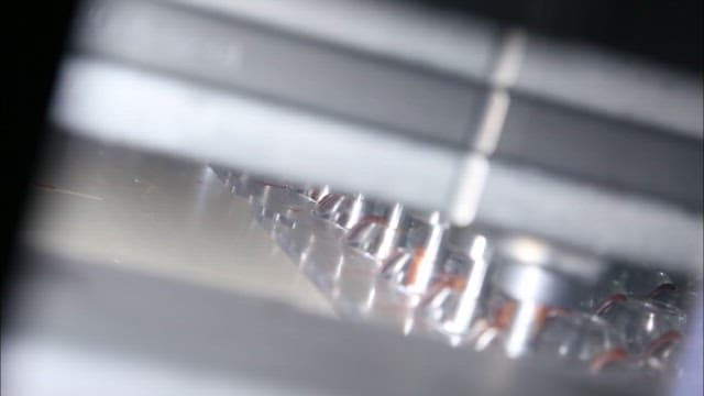 초콜릿 생산 라인 근접 촬영