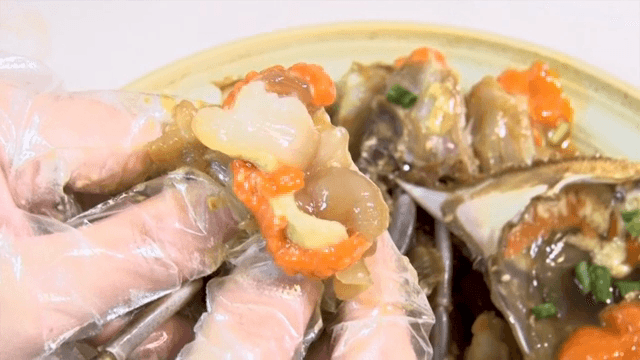 신선하게 준비된 간장게장