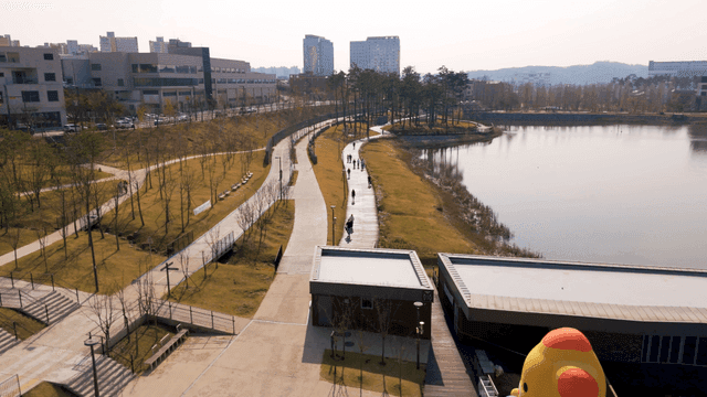 City park with lake and walking trails