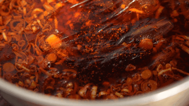 파 고추 기름에서 우러나는 티백