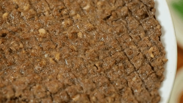 접시에 담긴 석쇠불고기