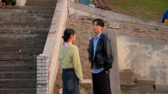 야외에서 다투는 커플