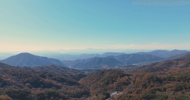 가을의 산맥 전경
