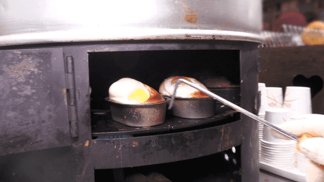Oven-baked egg bread